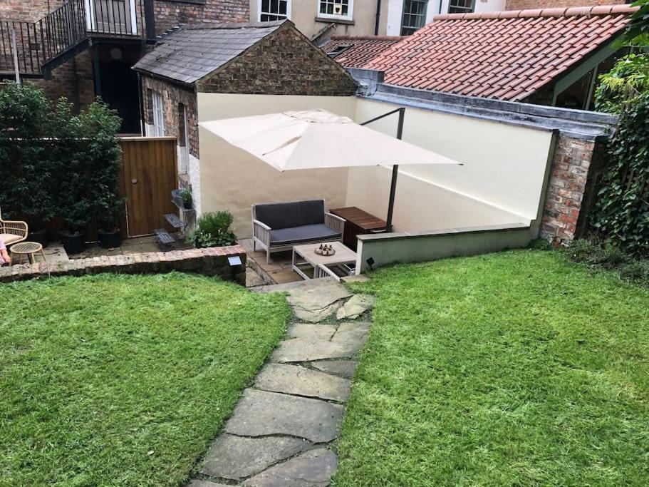 Villa Garden House York Exterior foto